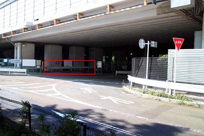世田谷美術館　専用駐車場